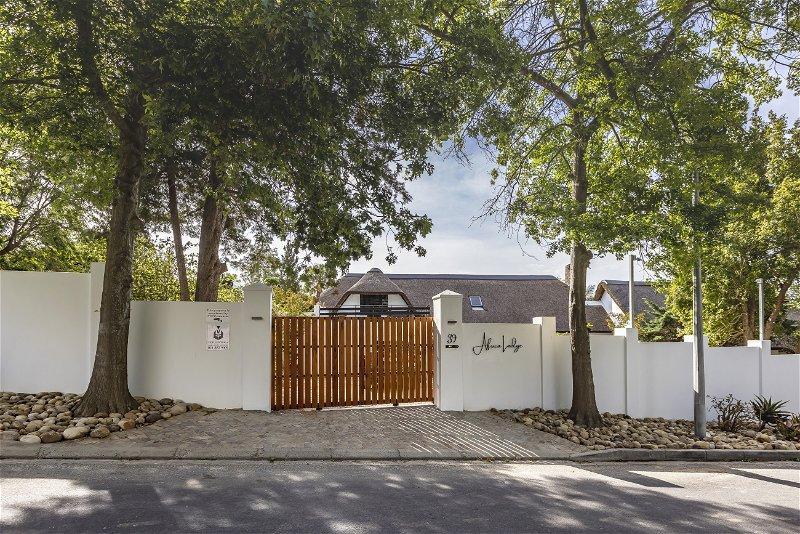Africa Lodge Съмърсет Уест Екстериор снимка